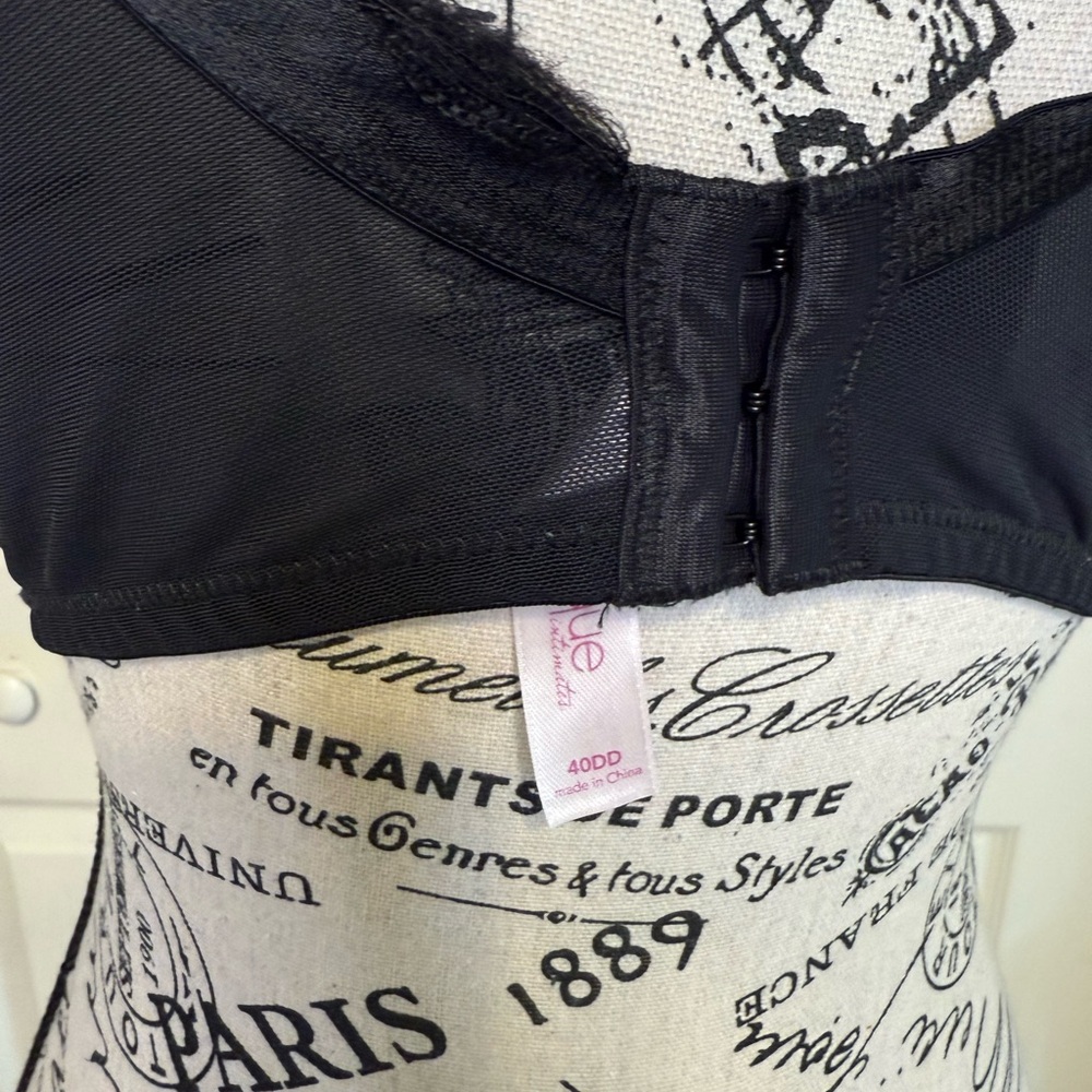 Black and Blue Cacique Trim Bra with front bow/ padded - Picture 3 of 5